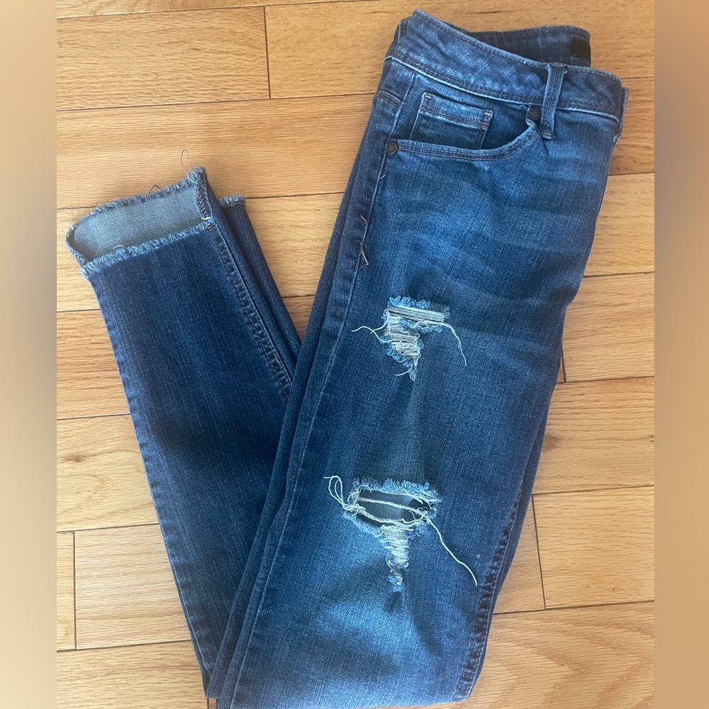 1822 Denim Women’s Distressed Jeans Size 4